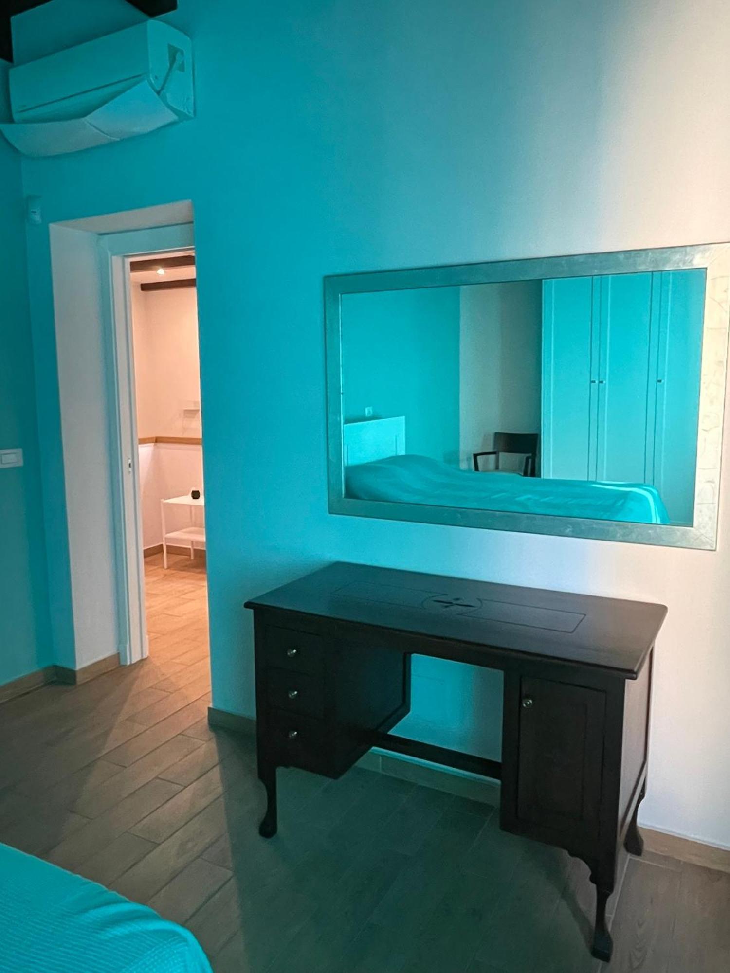La Dimora Dell'Artigiano Apartment Bari Bagian luar foto